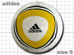 adidas JABULANI glider�@�A�f�B�_�X�@�W���u���j�@�O���C�_�[�@���{������