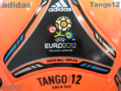 adidas Futsal ball Tango12 EURO2012�@�A�f�B�_�X�@�t�b�g�T���{�[���@�^���S12�@���[��12�@���B�I�茠