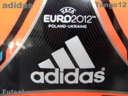adidas Futsal ball Tango12 EURO2012�@�A�f�B�_�X�@�t�b�g�T���{�[���@�^���S12�@���[��12�@���B�I�茠