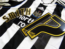 NewCastle United 2009-2010 Home #17 Alan Smith@j[LbXEiCebh@z[ AEX~X