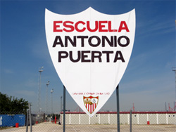 ESCUELA ANTONIO PUERTA@AgjIvG^XN[