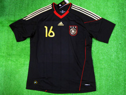 Germany 2010 Away #16 LAHM@hCc\@AEFC@tBbvE[