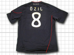 Germany 2010 Away #8 OZIL@hCc\@AEFC@GW